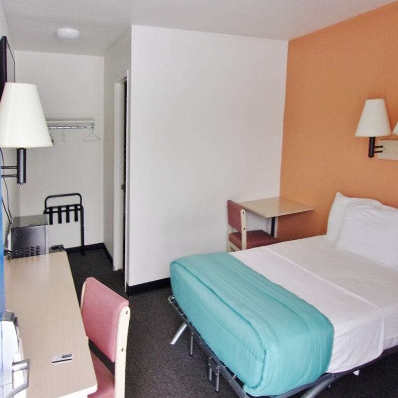 Anderson Inn, Anderson, Indiana Room photo